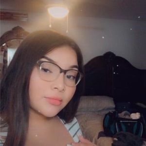 Meet your Posher, Roxi